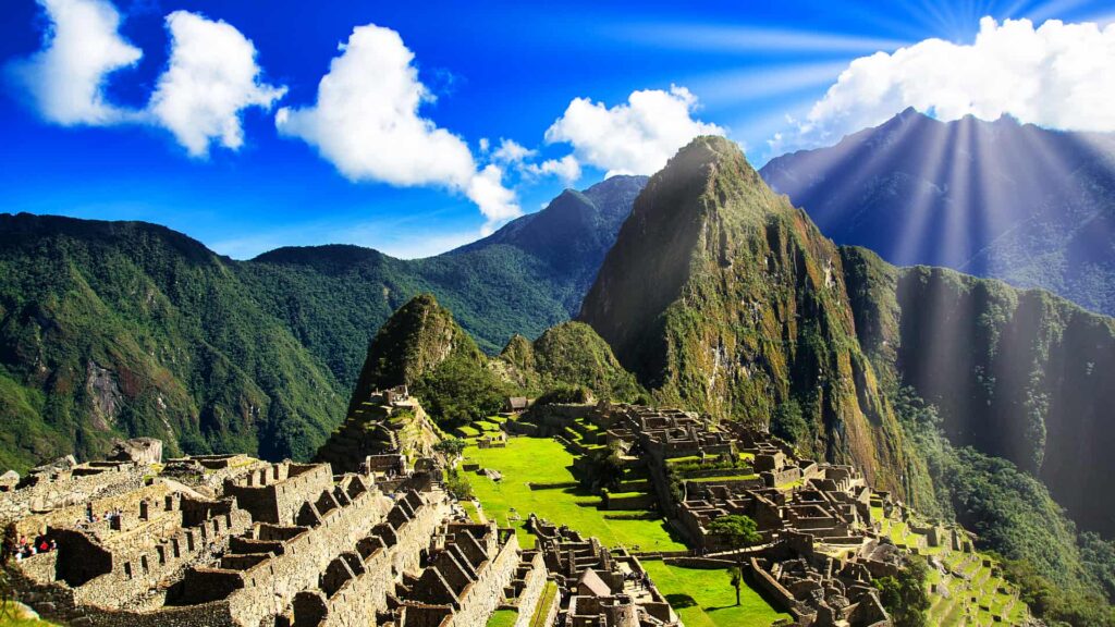 Authentic Peru tours with Authentic Puriq
